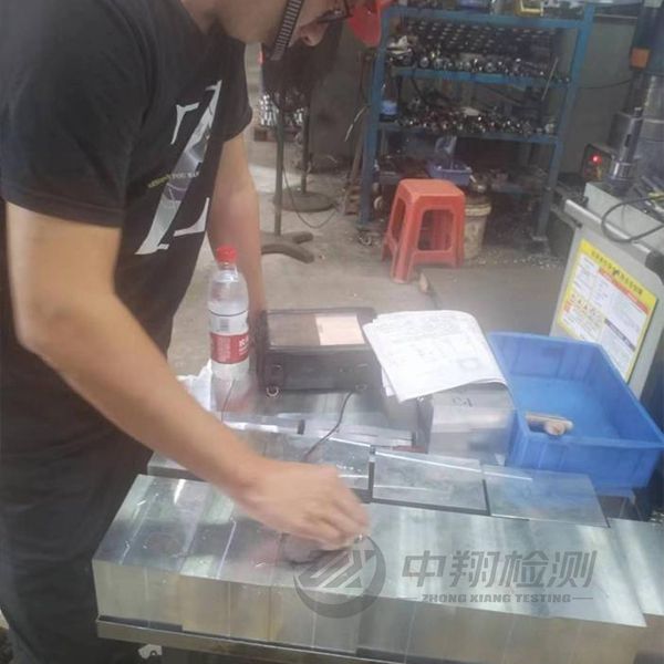 鋼結構立柱現場超聲波檢測